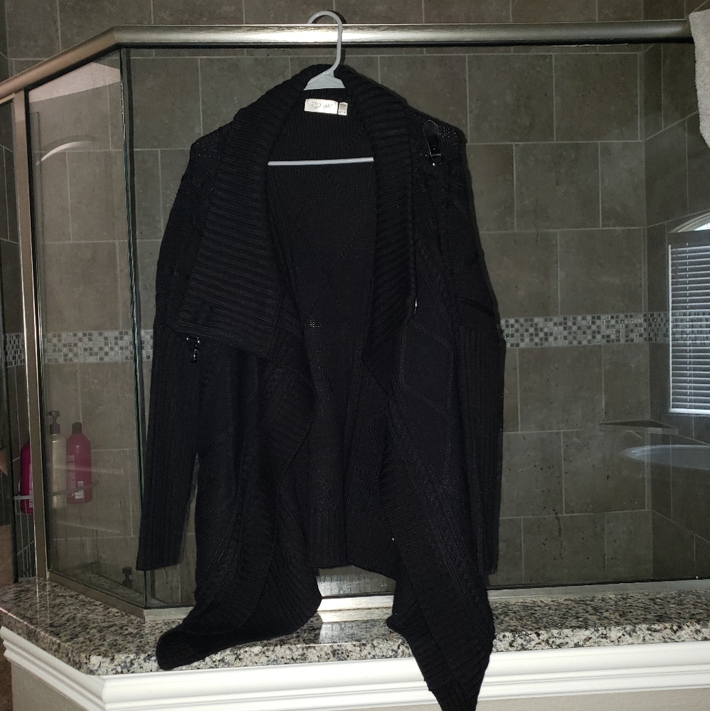 RD Style Black Sweater